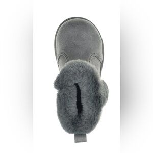 Baby girls‎ faux fur gray boots! NWT!
